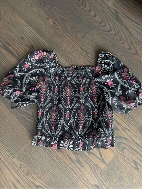 Black Pink  Smocked Puff sleeve Top Small